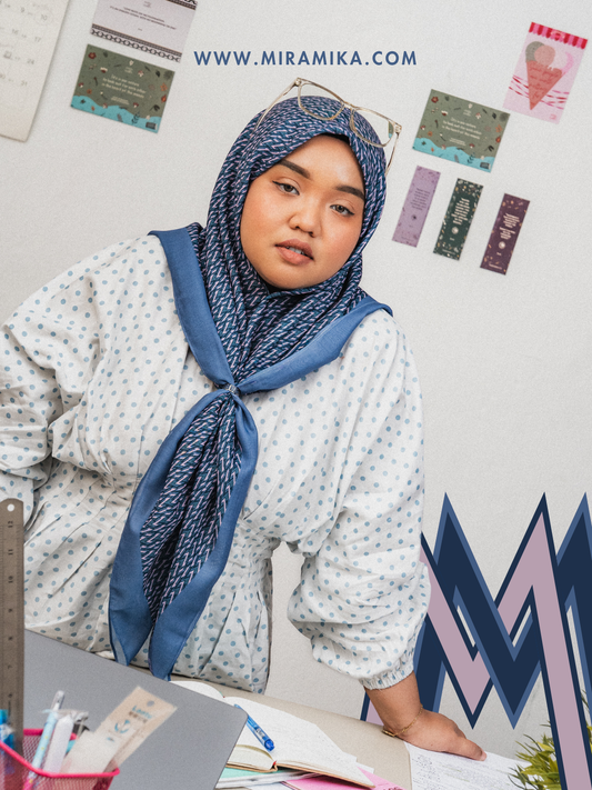 MM Monogram in Blue